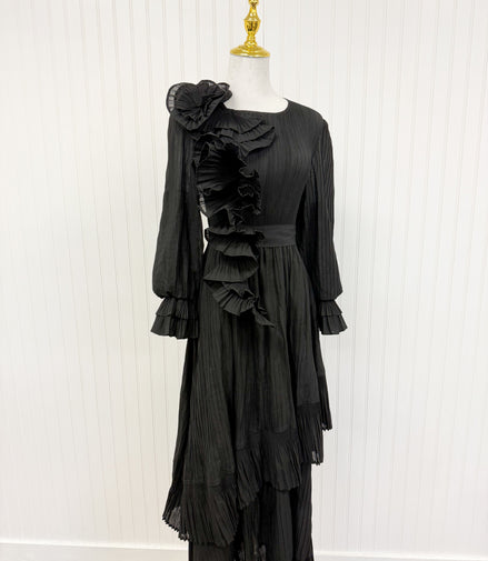 The Bloom Maxi Dress In Black